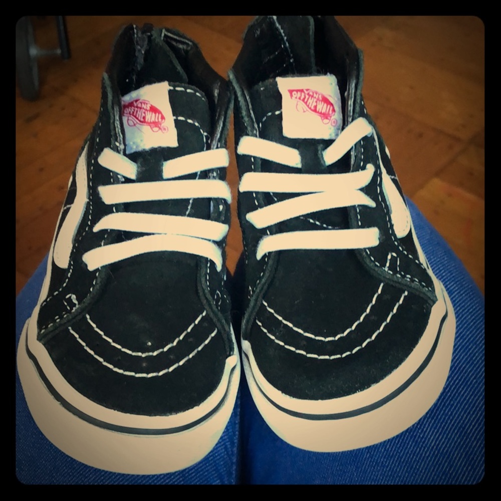 Vans Black & White